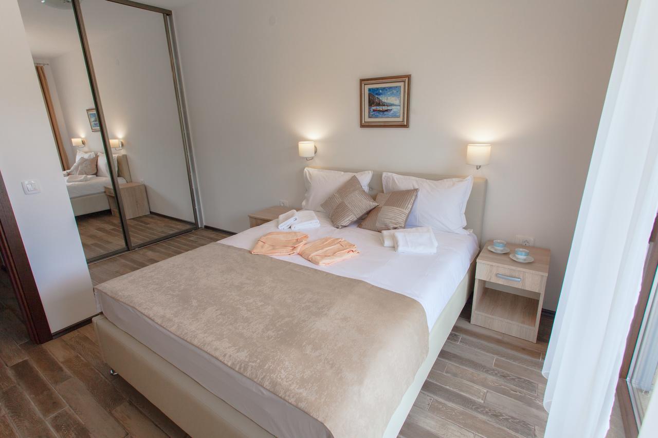 Rosmarino Apartment Sveti Stefan Exterior photo
